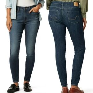 Signature by Levi Strauss Modern Skinny Jeans, Size 16